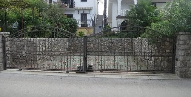 Apartmani Slavica Malinska Apartman